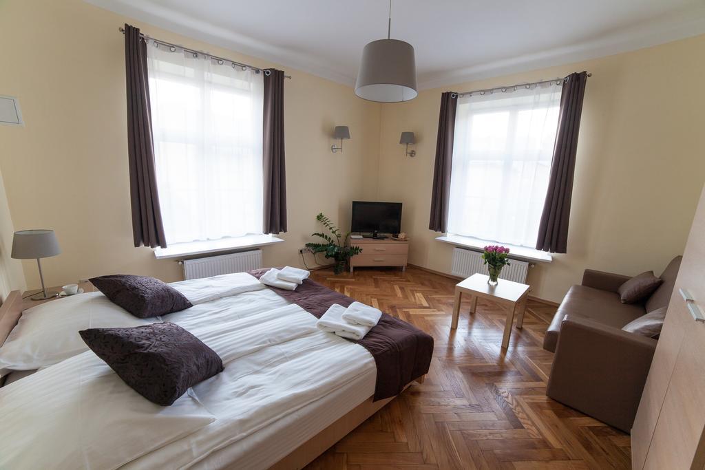 Place 4 You Apartments Cracovia Habitación foto