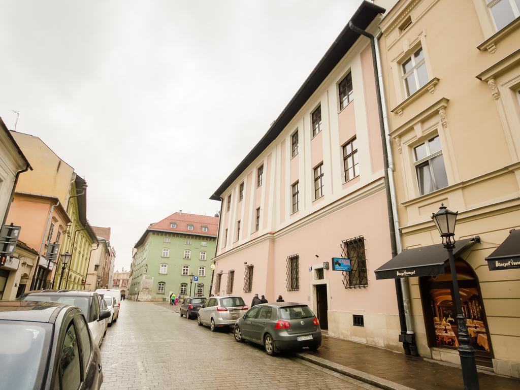 Place 4 You Apartments Cracovia Exterior foto