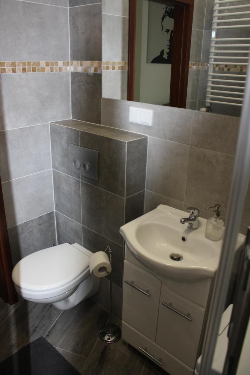 Place 4 You Apartments Cracovia Exterior foto